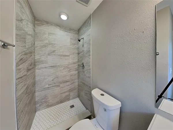 $2,179 | Undisclosed Address, Lutz, FL 33559