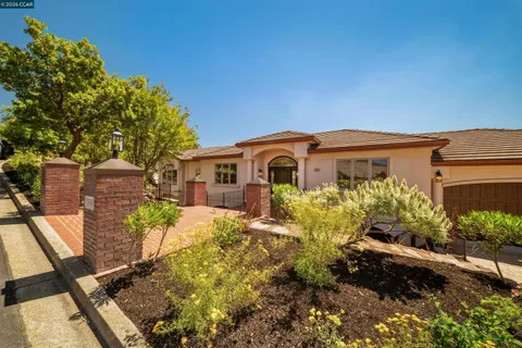 $2,659,000 | 554 Oakshire Place, Alamo, CA 94507