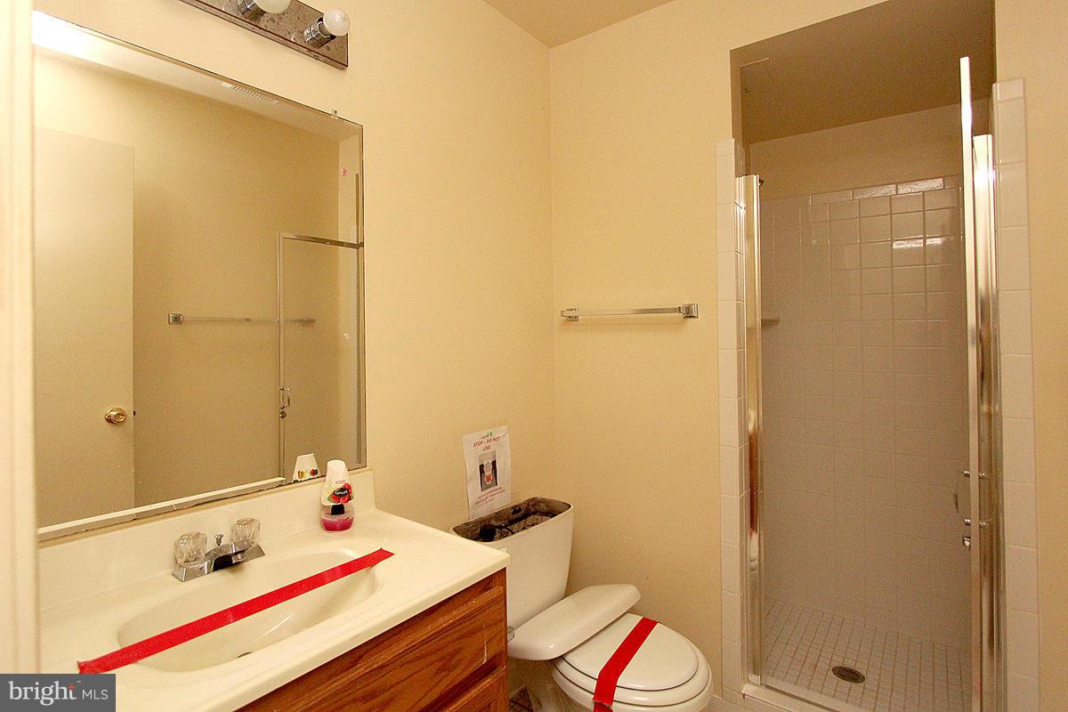 4005 Peppertree Lane Silver Spring, MD 20906 - Photo 24 of 30 Bath