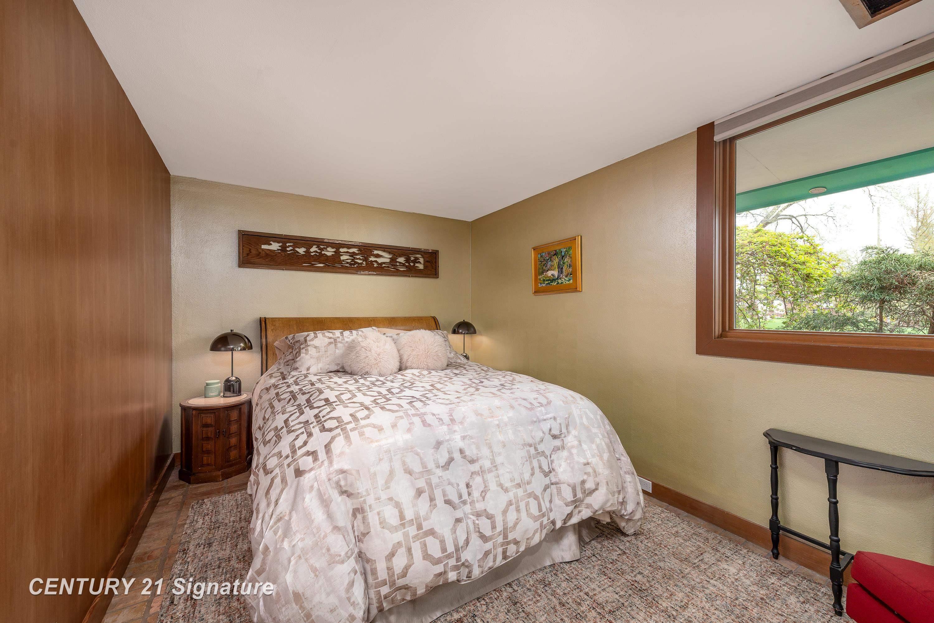 1015 West Sugnet Road Midland, MI 48640 - Photo 51 of 99 50174707-13c97bb4-c0da-4028-b047-2ac467c276bf.JPG