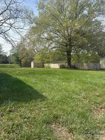 $49,900 | 1415 3rd St Place Northeast, Hickory, NC 28601