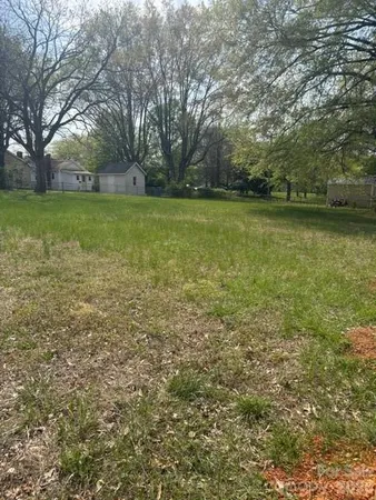 $49,900 | 1415 3rd St Place Northeast, Hickory, NC 28601