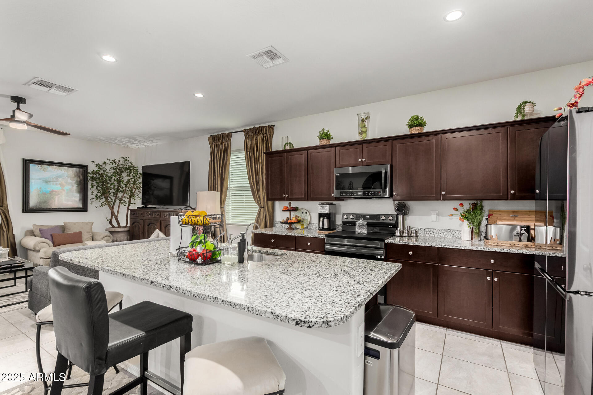 24077 Field Road Florence, AZ 85132 - Photo 15 of 34 16 - Field