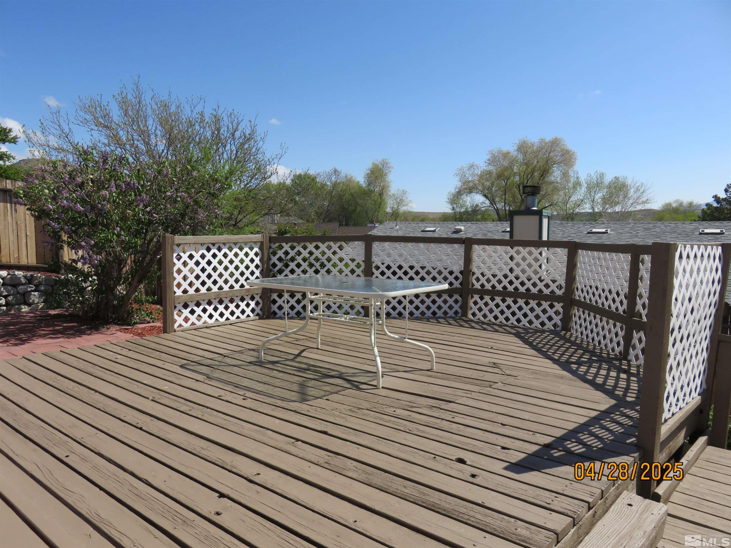 3973 Knoblock Road Carson City, NV 89706 - Photo 32 of 39 a balcony with wooden floor