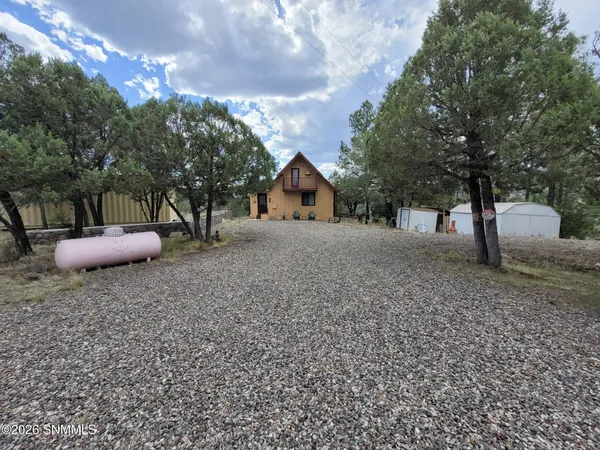 $310,000 | 18 Edwards Place, Mimbres, NM 88049