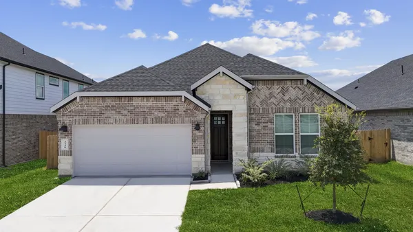 $343,990 | 14010 Bay Crest, Texas City, TX 77568