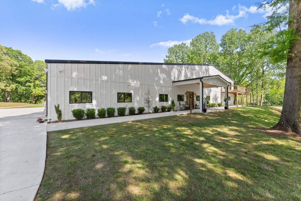 951 Canter Way Jefferson, GA 30549 - Photo 3 of 96