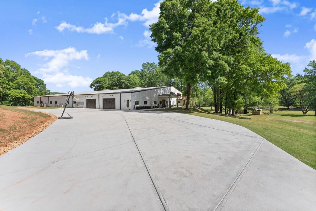 951 Canter Way Jefferson, GA 30549 - Photo 6 of 96