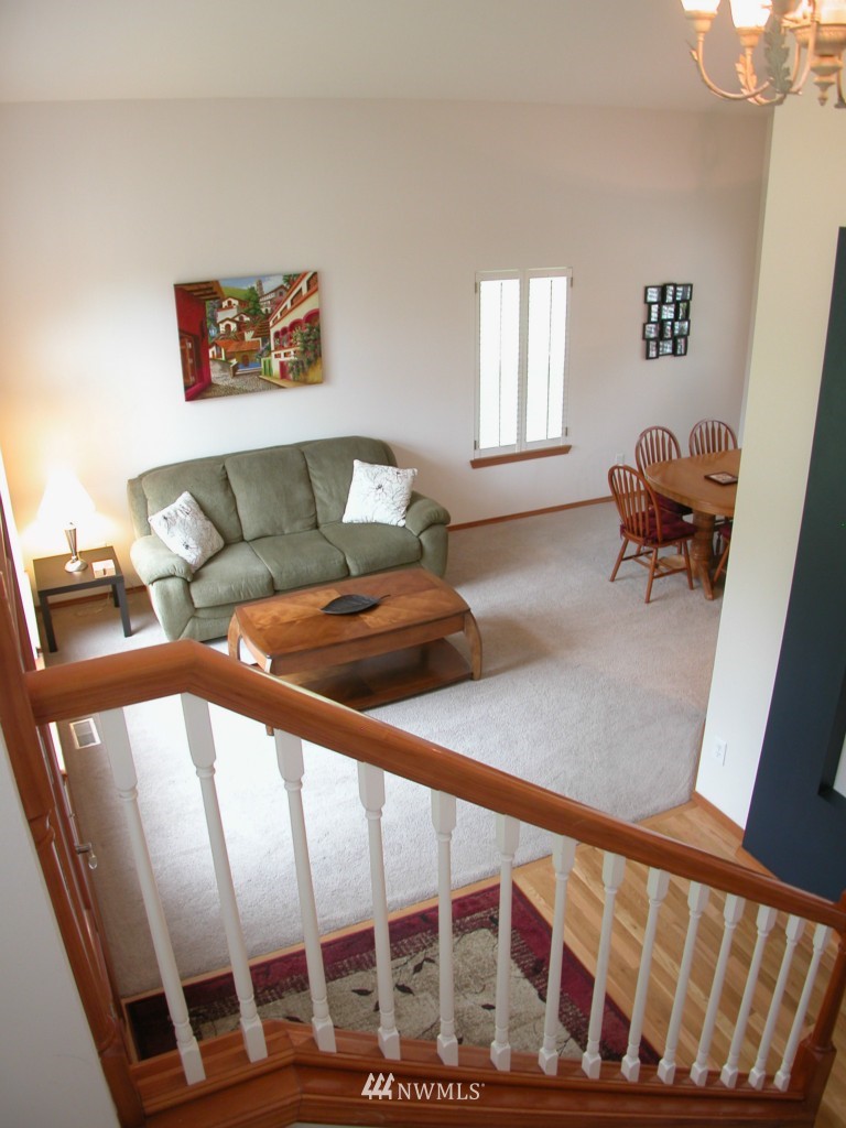 4186 Stohlton Road Southeast Southworth, WA 98366 - Photo 6 of 17 Gallery Image 6
