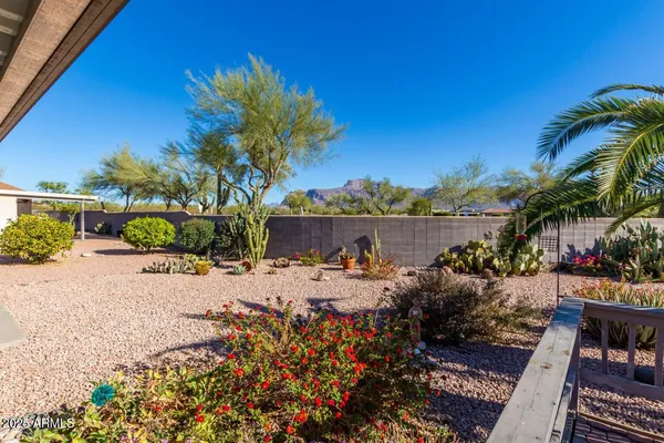 $104,900 | 3301 South Goldfield Road, Unit 1009, Apache Junction, AZ 85119