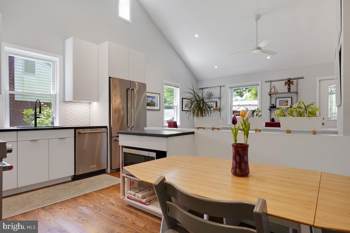 10709 Malone Street Silver Spring, MD 20902 - Photo 16 of 46 Gallery Image 16