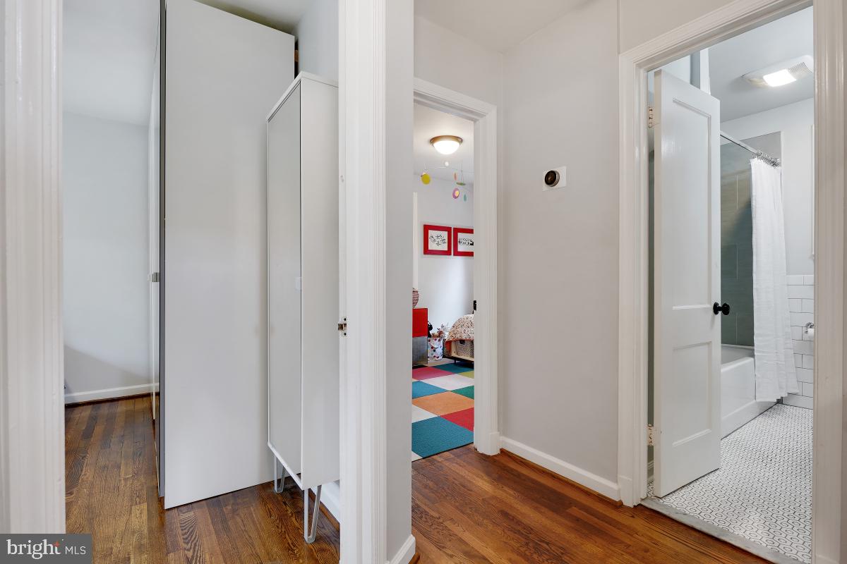 10709 Malone Street Silver Spring, MD 20902 - Photo 17 of 46 Gallery Image 17