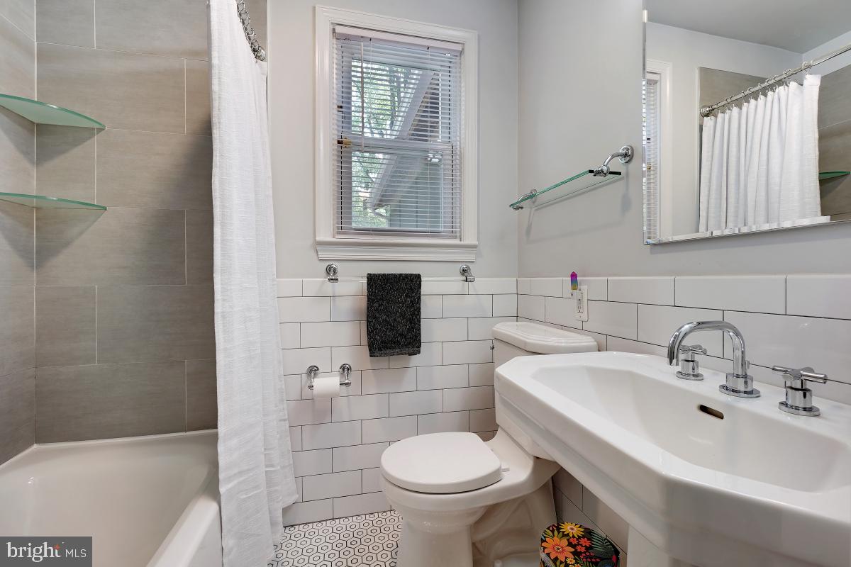 10709 Malone Street Silver Spring, MD 20902 - Photo 18 of 46 Gallery Image 18