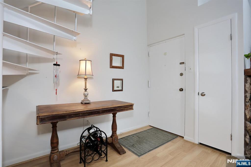 602 West Ridge Mews, Unit 602 Wood-Ridge, NJ 07075 - Photo 4 of 28 Gallery Image 4