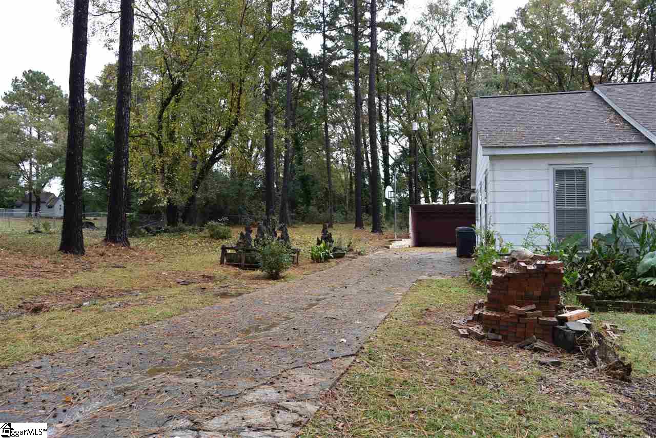 130 Hammett Acres Road Anderson, SC 29621 - Photo 28 of 36
