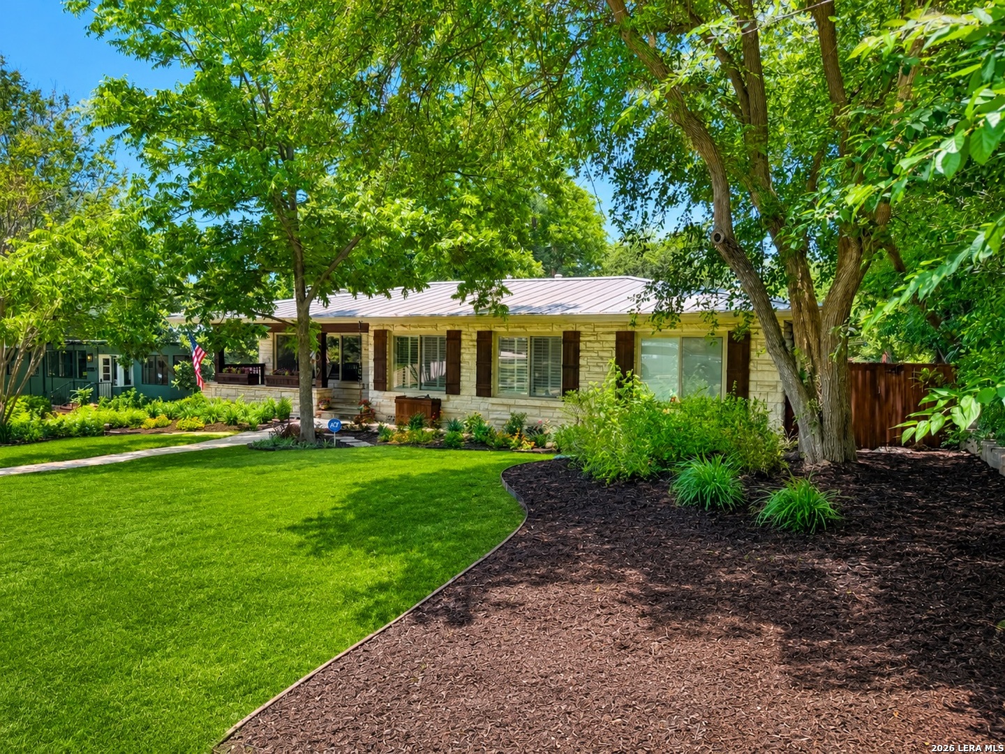 109 Zambrano Road Terrell Hills, TX 78209 - Photo 2 of 45