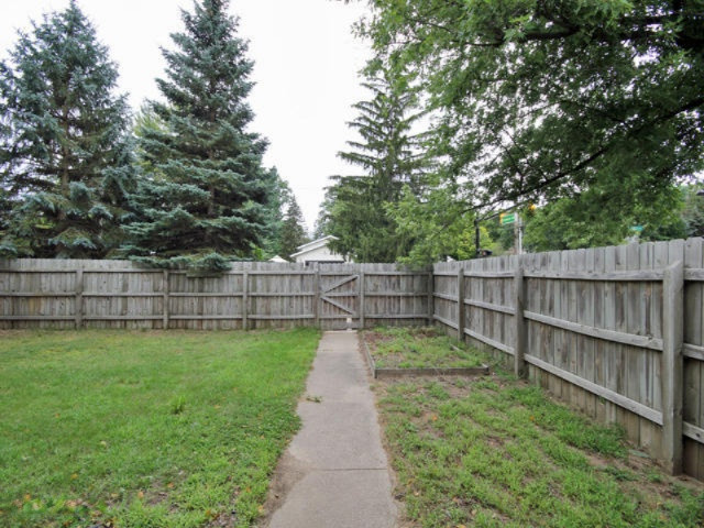 1129 Romence Road Portage, MI 49024 - Photo 7 of 36 263-424079-back yard 1