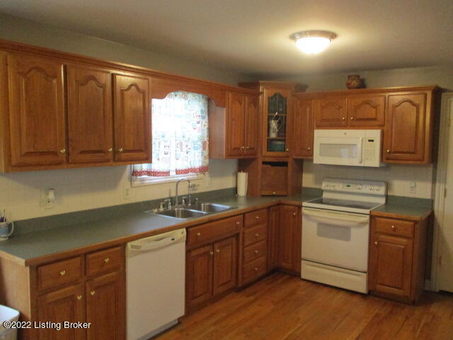3938 Wilkerson Road Bloomfield, KY 40008 - Photo 8 of 38 IMG_1161