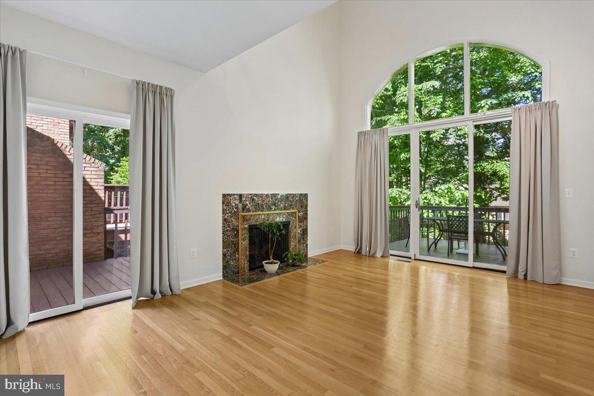 6113 Goldtree Way Bethesda, MD 20817 - Photo 9 of 75