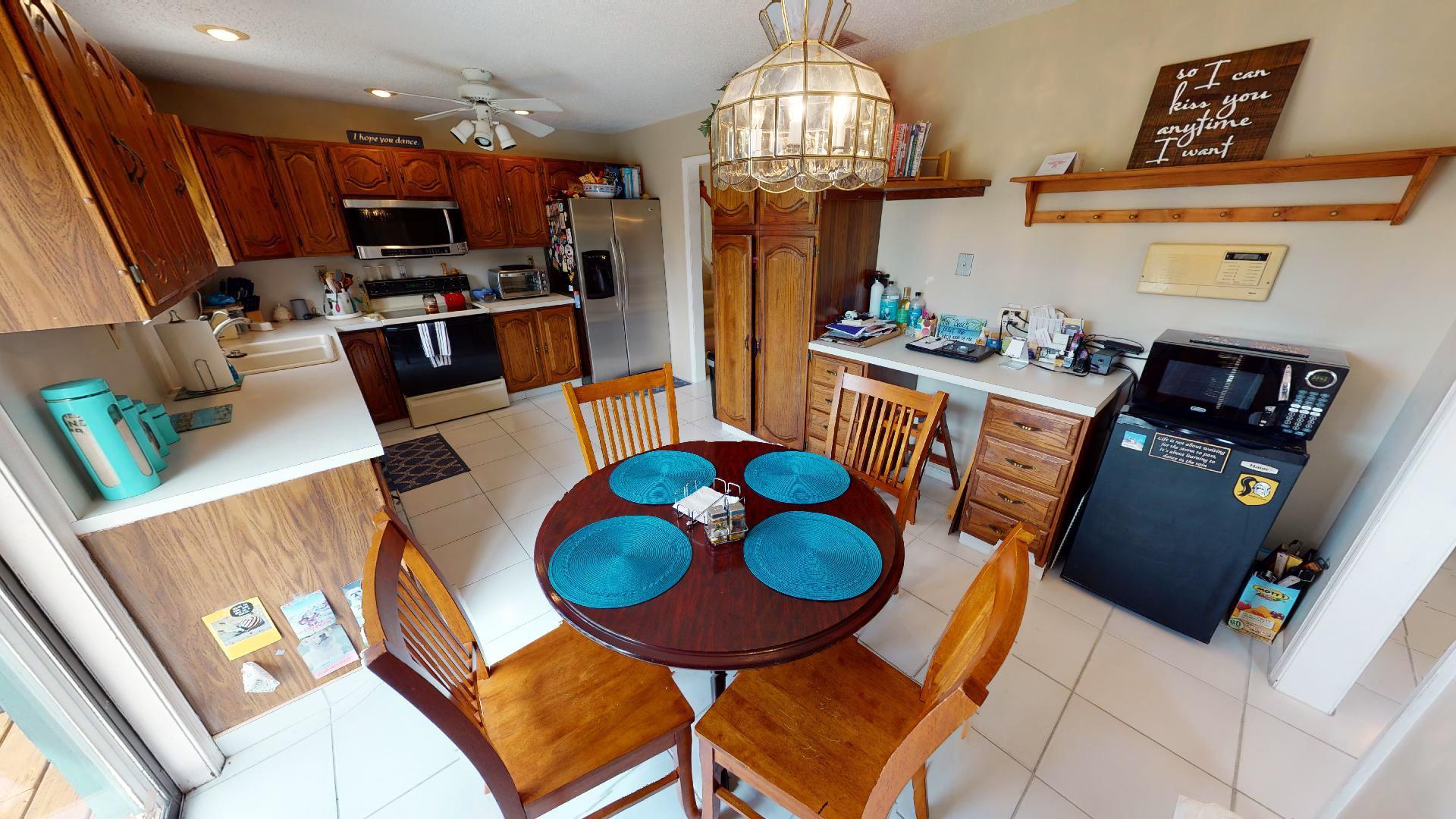601 High Street Boca Raton, FL 33432 - Photo 119 of 142 601 High RN -111