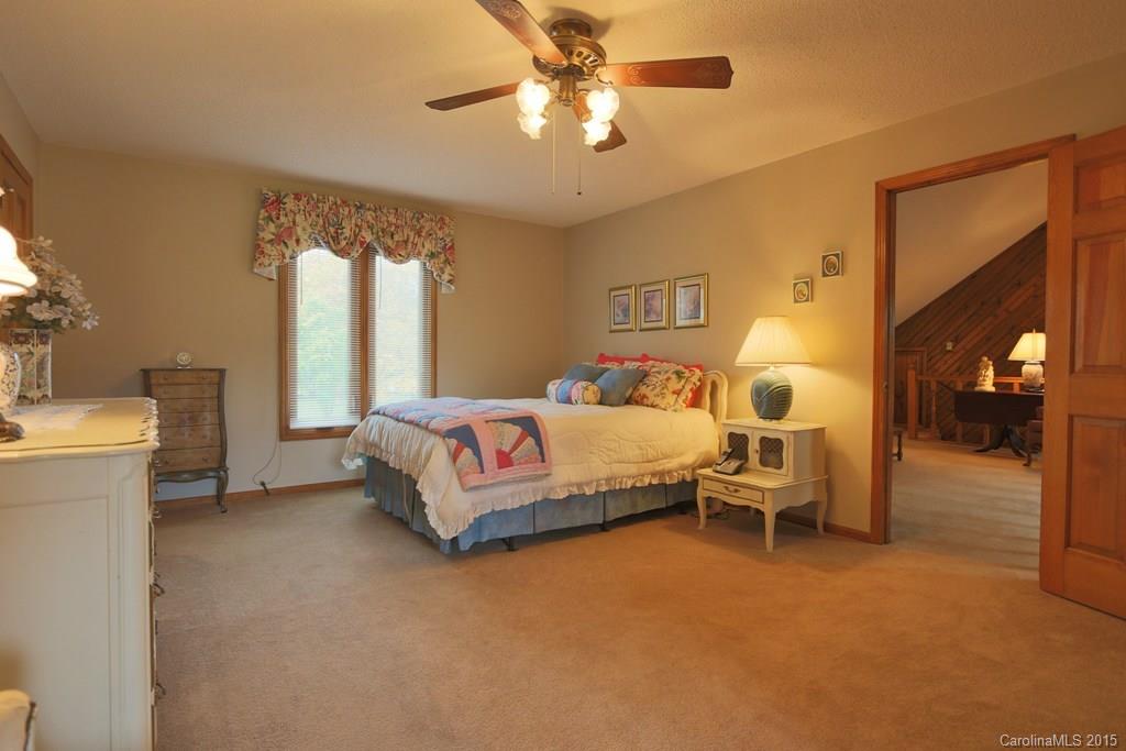 235 Spring Run Road Mooresville, NC 28117 - Photo 11 of 24 Gallery Image 11