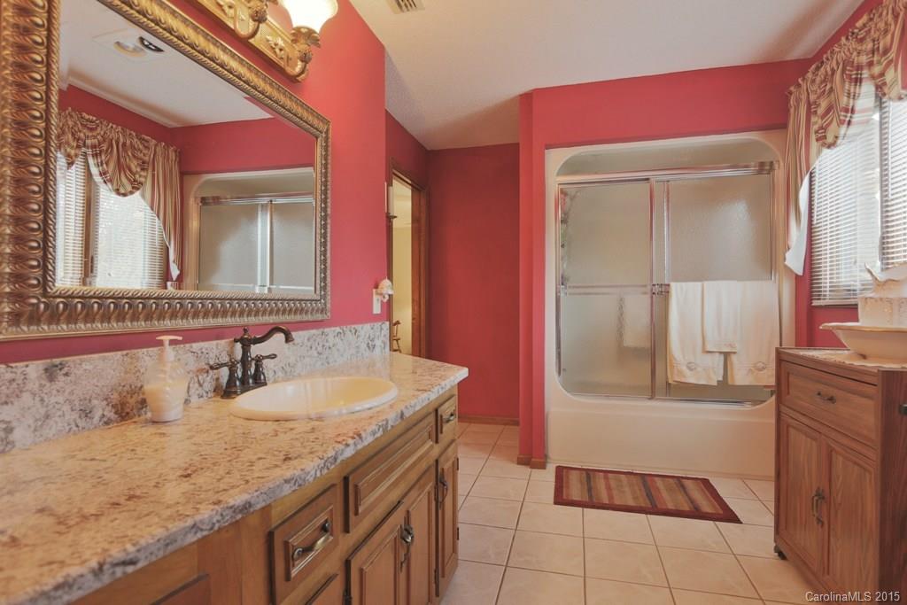 235 Spring Run Road Mooresville, NC 28117 - Photo 12 of 24 Gallery Image 12