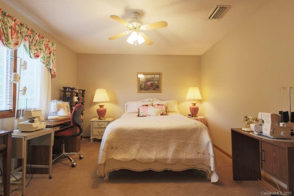 235 Spring Run Road Mooresville, NC 28117 - Photo 15 of 24 Gallery Image 15