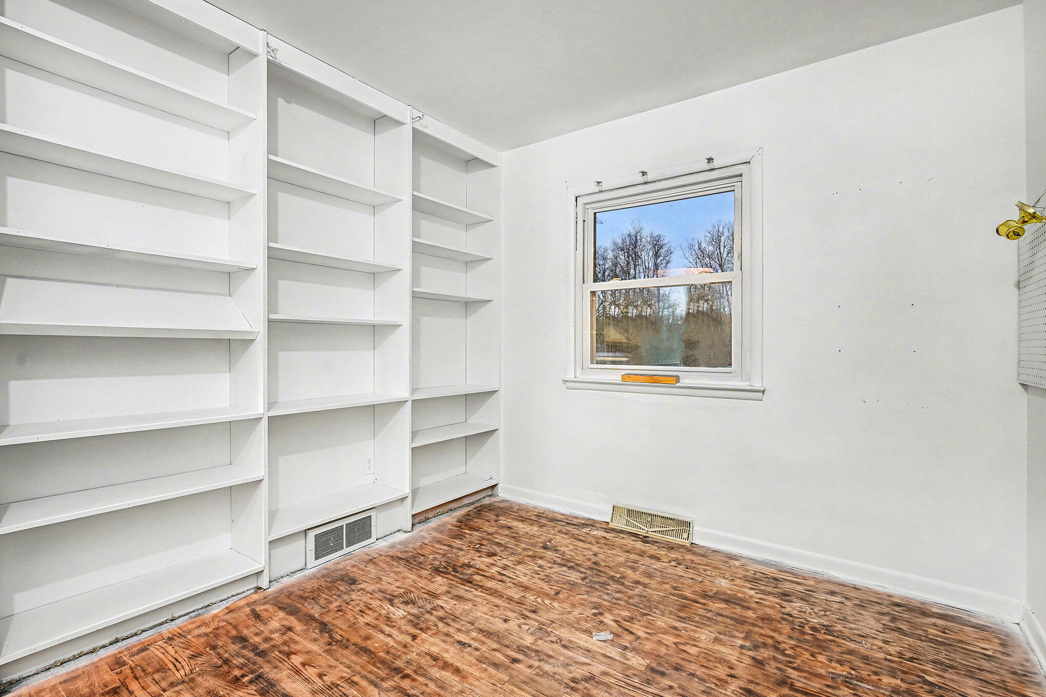 1868 Jefferson Road Otsego, MI 49078 - Photo 13 of 21 014_file_451