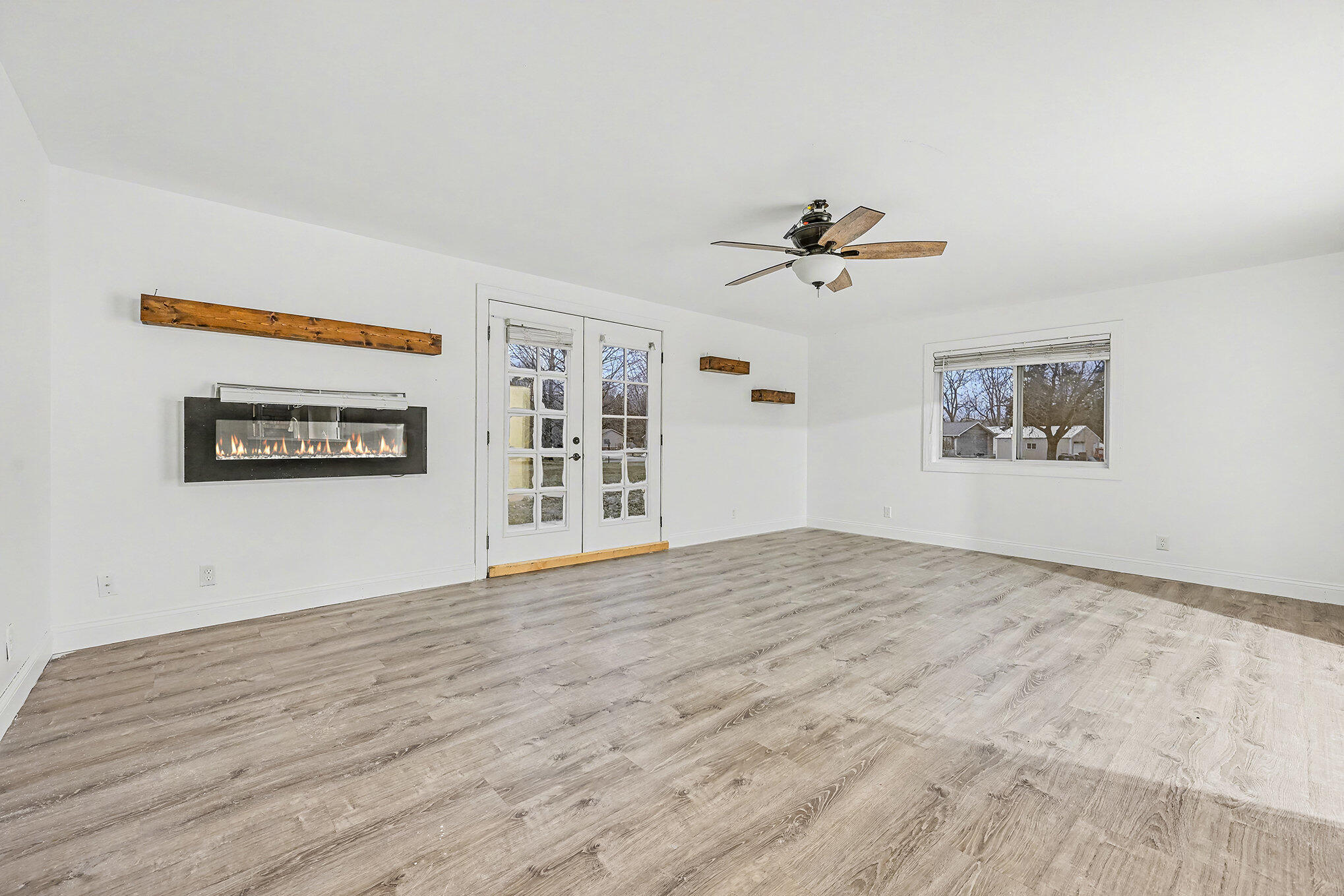 1868 Jefferson Road Otsego, MI 49078 - Photo 4 of 21 005_file_129