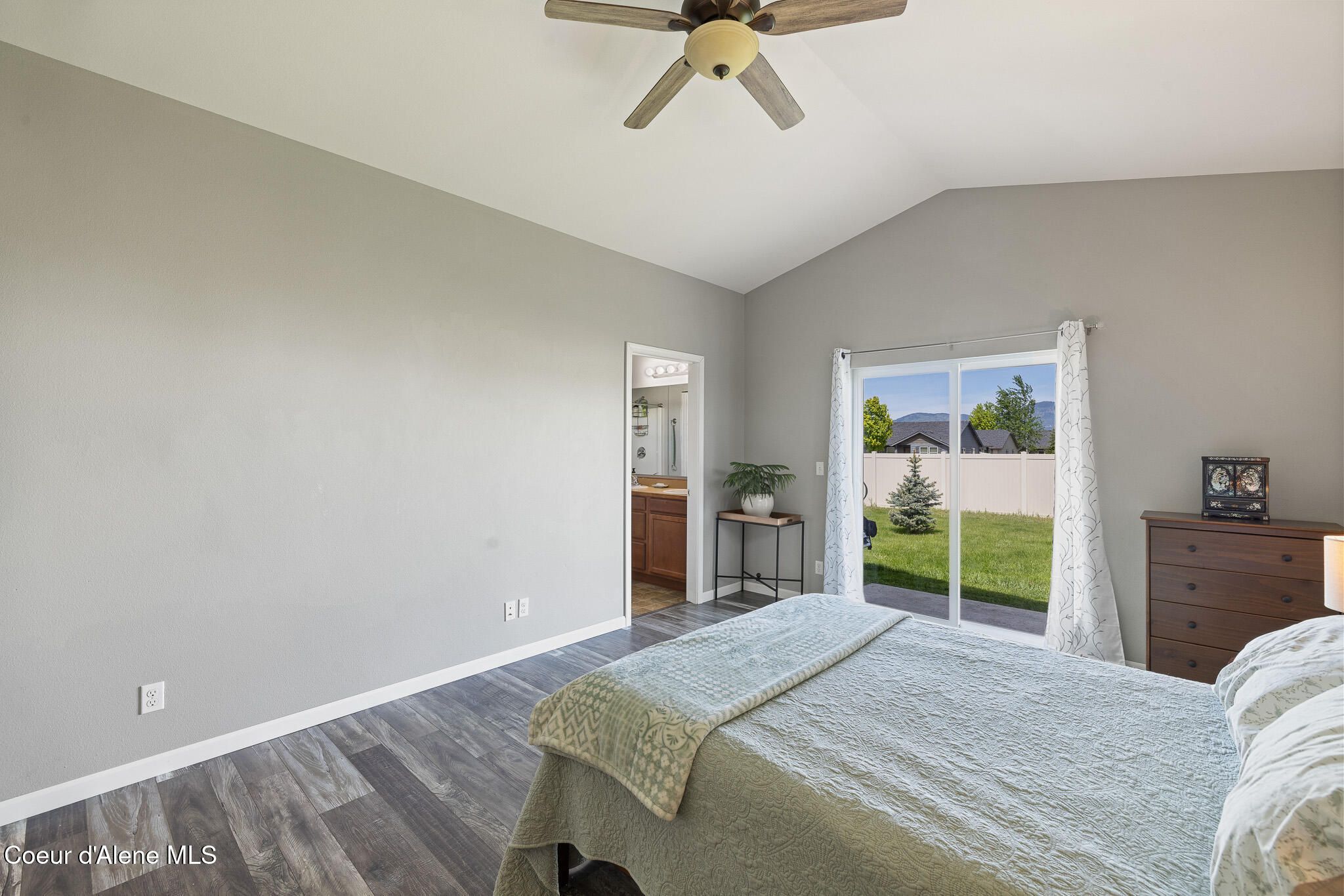 3379 North Cormac Loop Post Falls, ID 83854 - Photo 9 of 24 0N8A5695