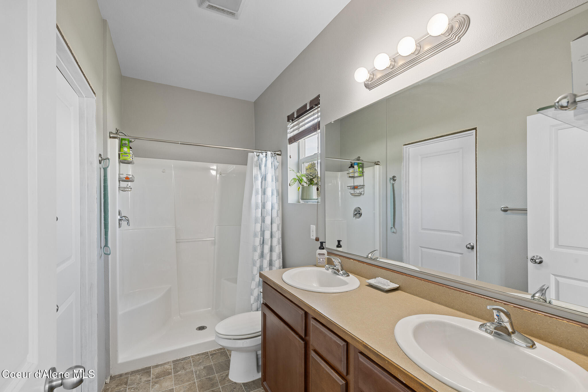 3379 North Cormac Loop Post Falls, ID 83854 - Photo 10 of 24 0N8A5701