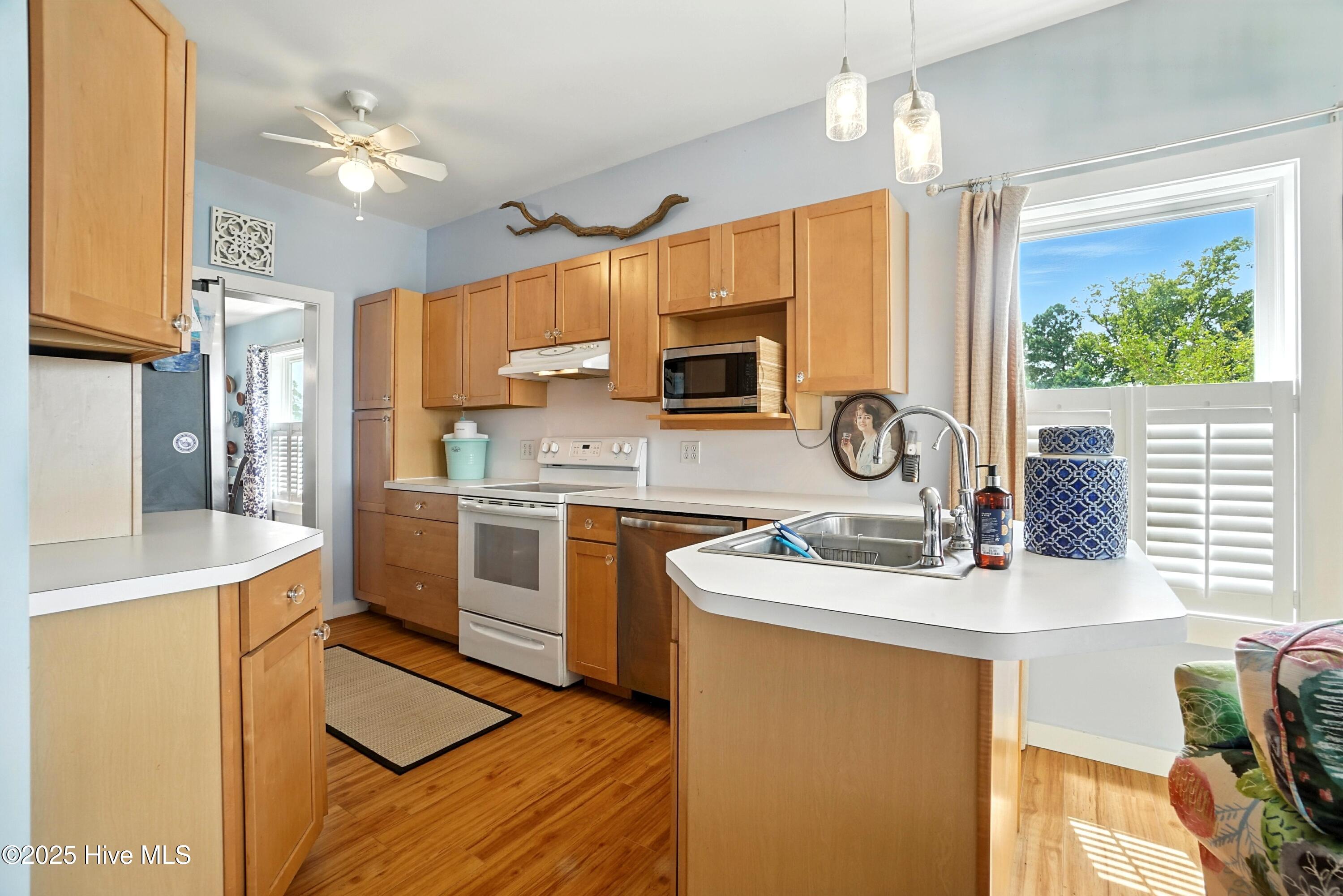 73 Cypress Shores Road Roper, NC 27970 - Photo 10 of 48 10