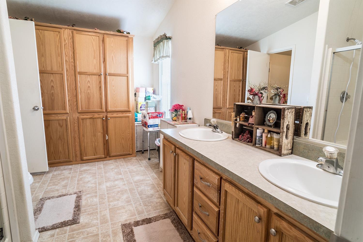 11330 Blackwell Road Central Point, OR 97502 - Photo 23 of 27 Additional Photo