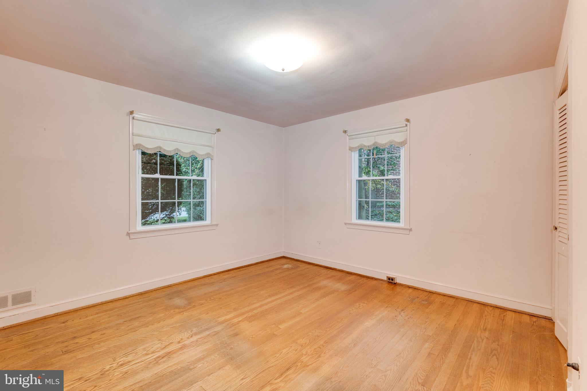 10001 Portland Road Silver Spring, MD 20901 - Photo 17 of 42