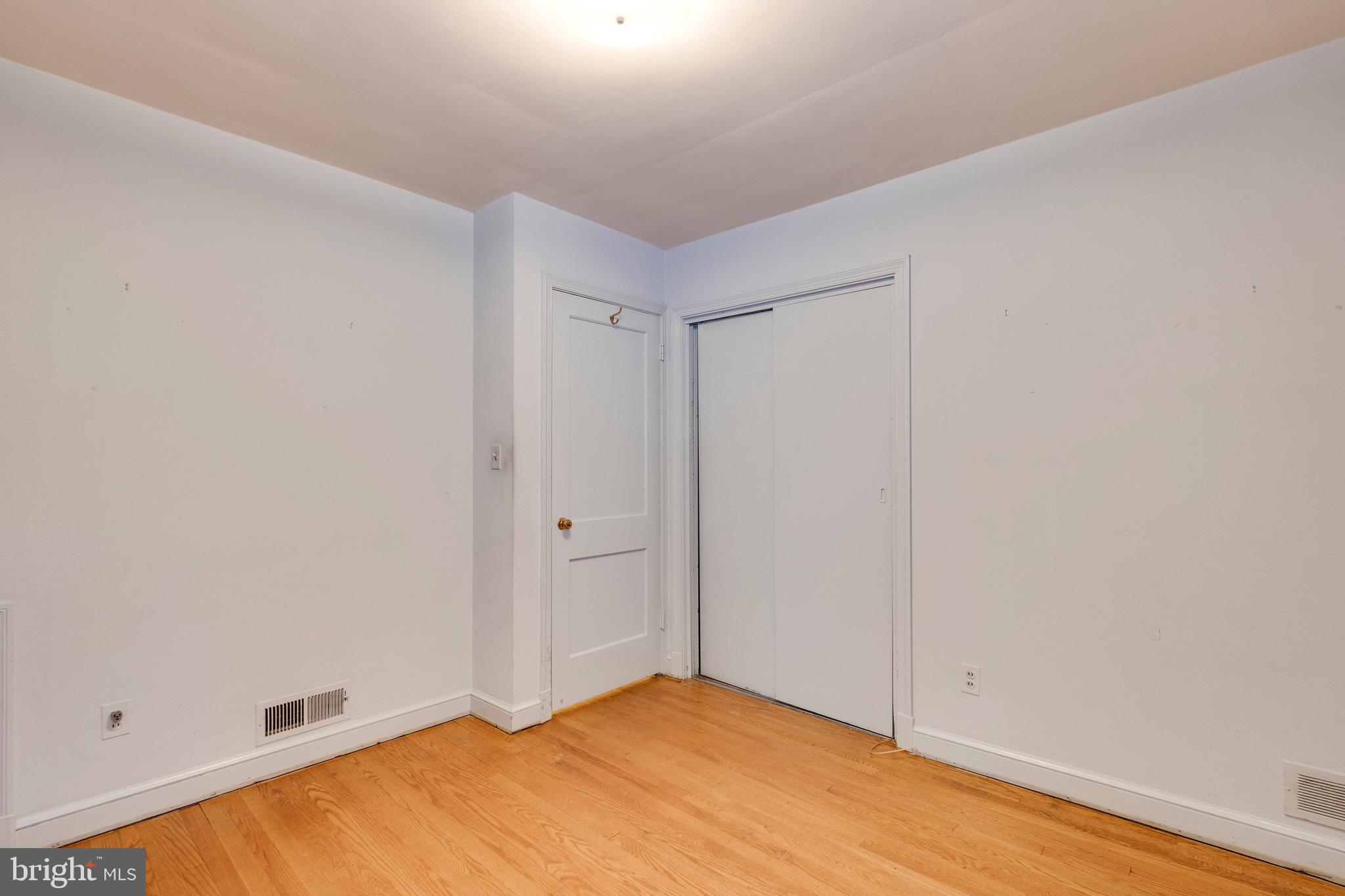 10001 Portland Road Silver Spring, MD 20901 - Photo 19 of 42 3rd bedroom