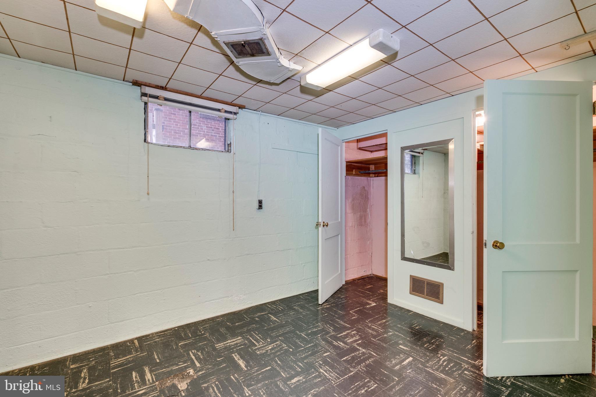 10001 Portland Road Silver Spring, MD 20901 - Photo 30 of 42