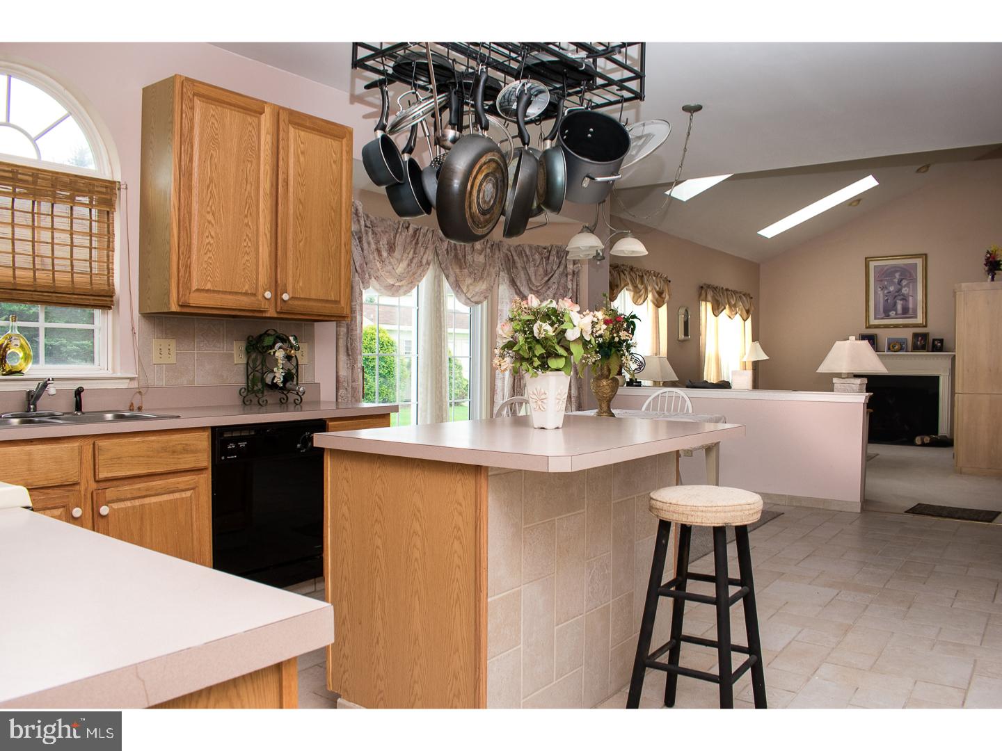 132 Ruth Road Harleysville, PA 19438 - Photo 8 of 25 Gallery Image 8
