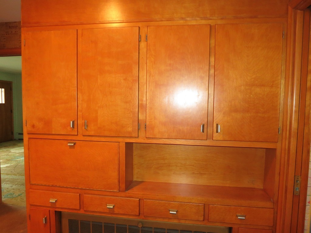 670 Morgan Road West Springfield, MA 01089 - Photo 6 of 28