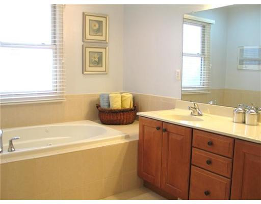 6291 Wilson Road Ann Arbor, MI 48108 - Photo 6 of 10 Photo 6