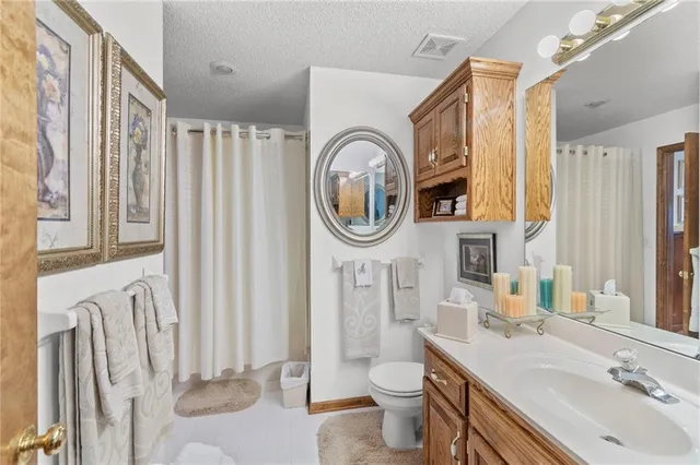 $270,000 | 603 Northeast 96th Terrace, Kansas City, MO 64155