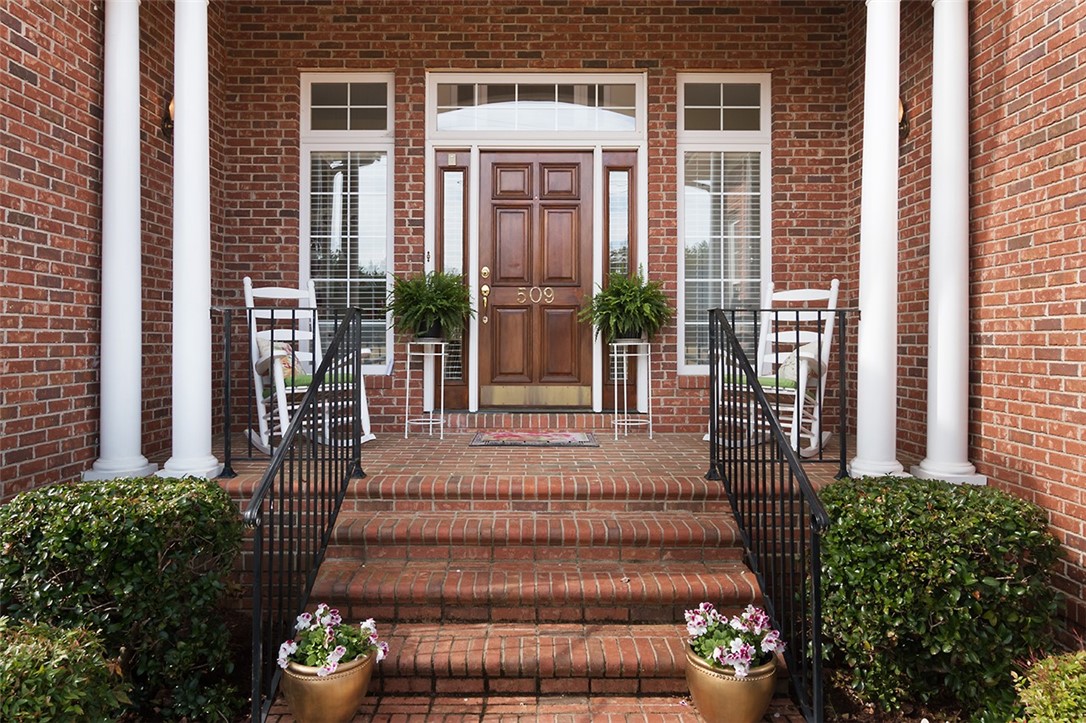 509 North Old Mill Road Seneca, SC 29678 - Photo 2 of 50 Gallery Image 2