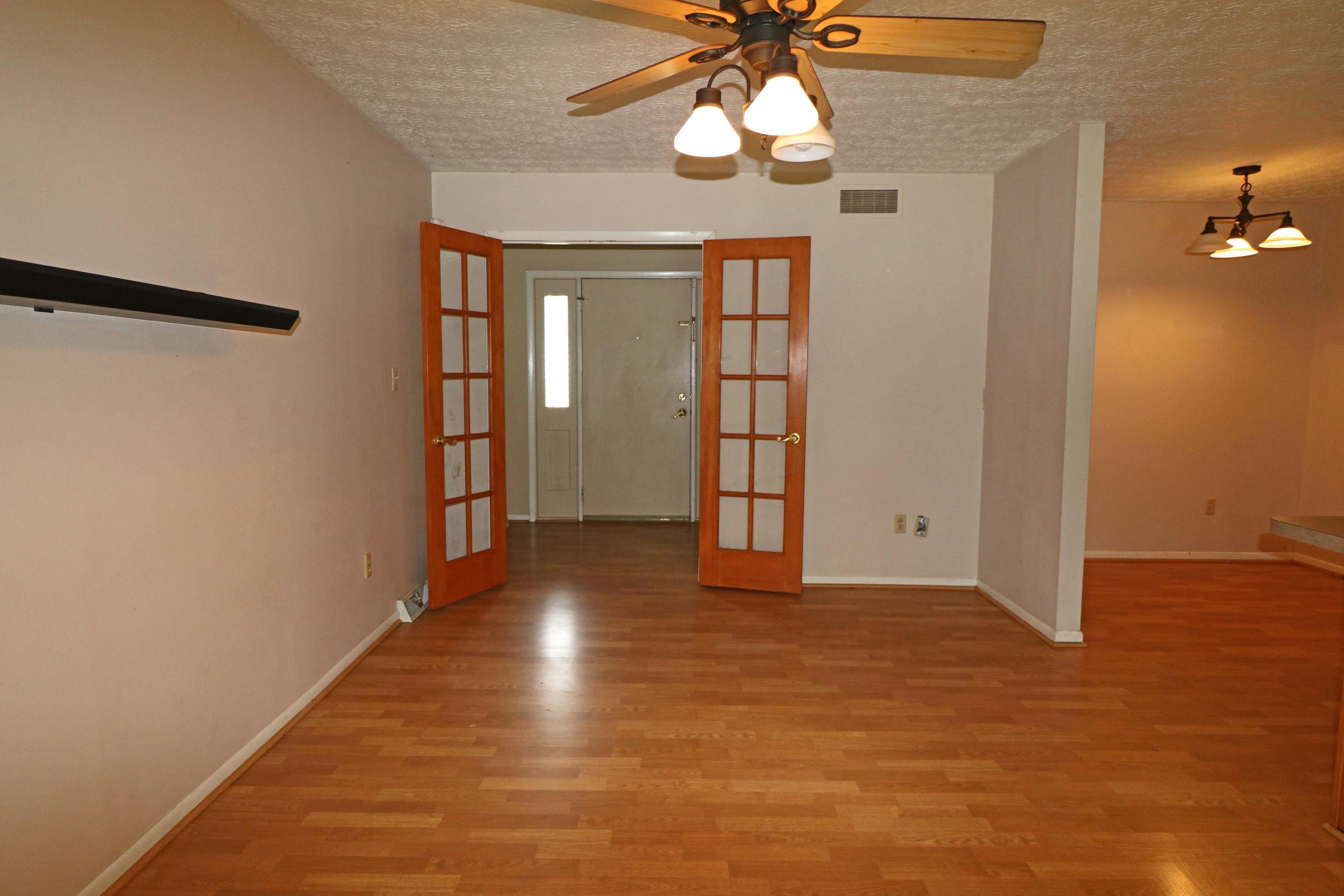 302 Watling Road Columbus, OH 43230 - Photo 13 of 31