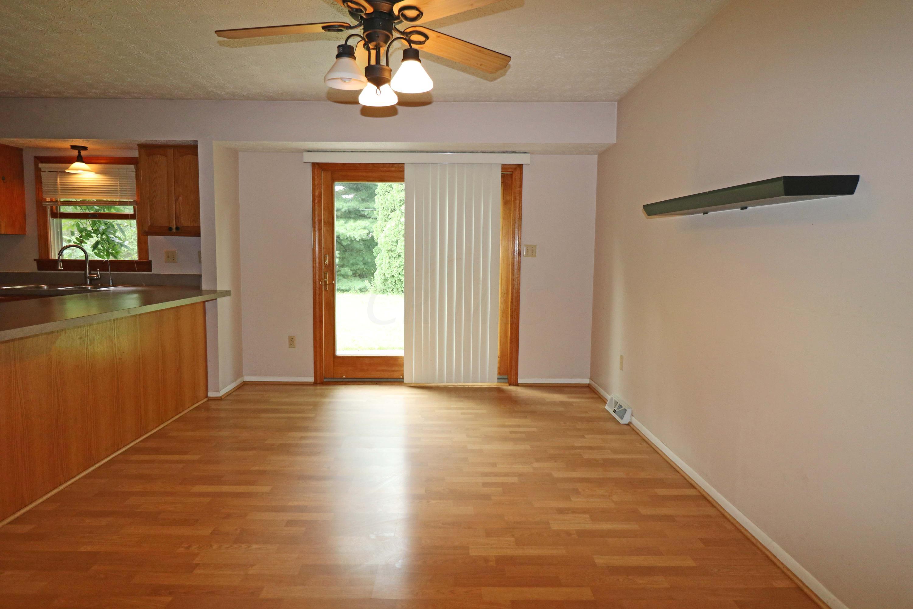 302 Watling Road Columbus, OH 43230 - Photo 14 of 31