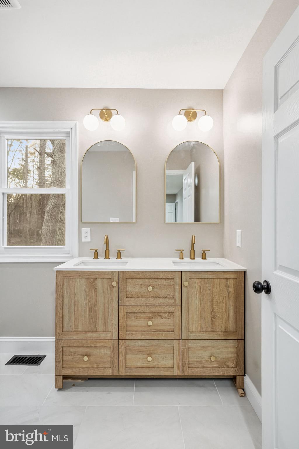 18 Waltham Drive Tabernacle, NJ 08088 - Photo 36 of 43 a bathroom with a double vanity sink mirror and