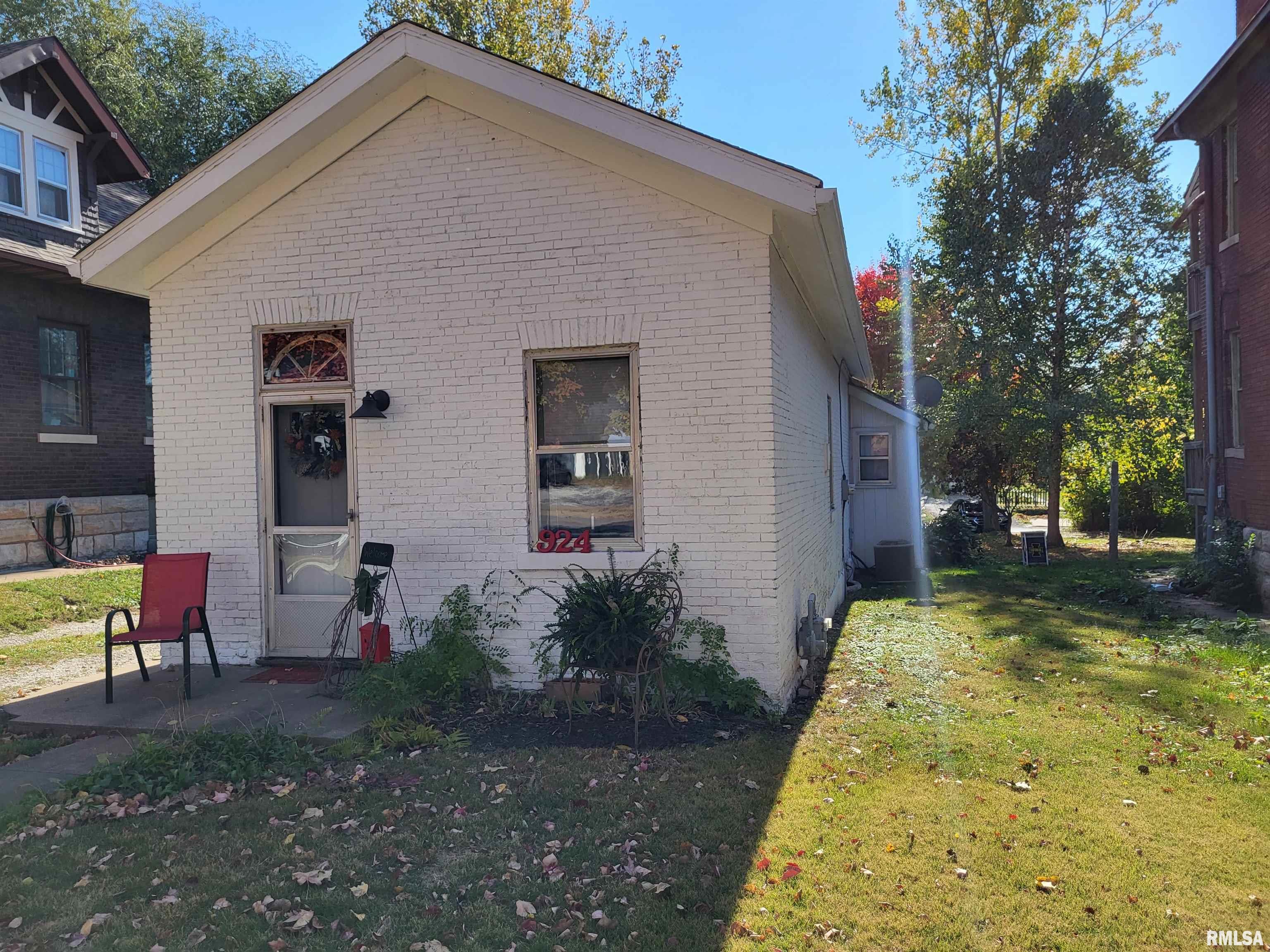 924 State Street Quincy, IL 62301 - Photo 3 of 25 Gallery Image 3