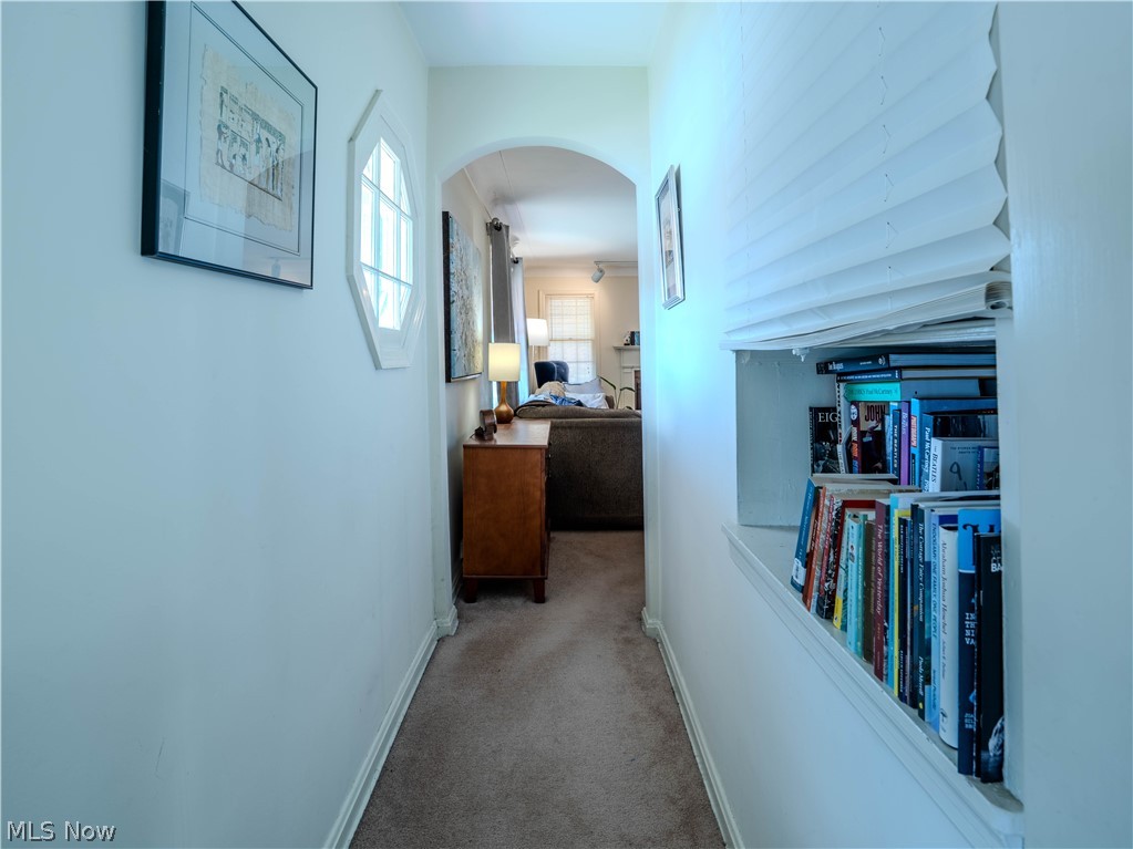 13699 Cedar Road Cleveland, OH 44118 - Photo 28 of 49