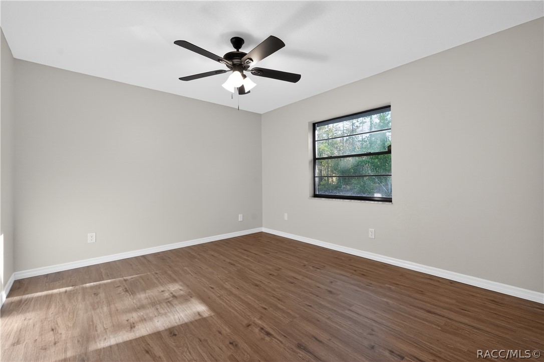 1060 East Rockefeller Lane Hernando, FL 34442 - Photo 19 of 35 Gallery Image 19
