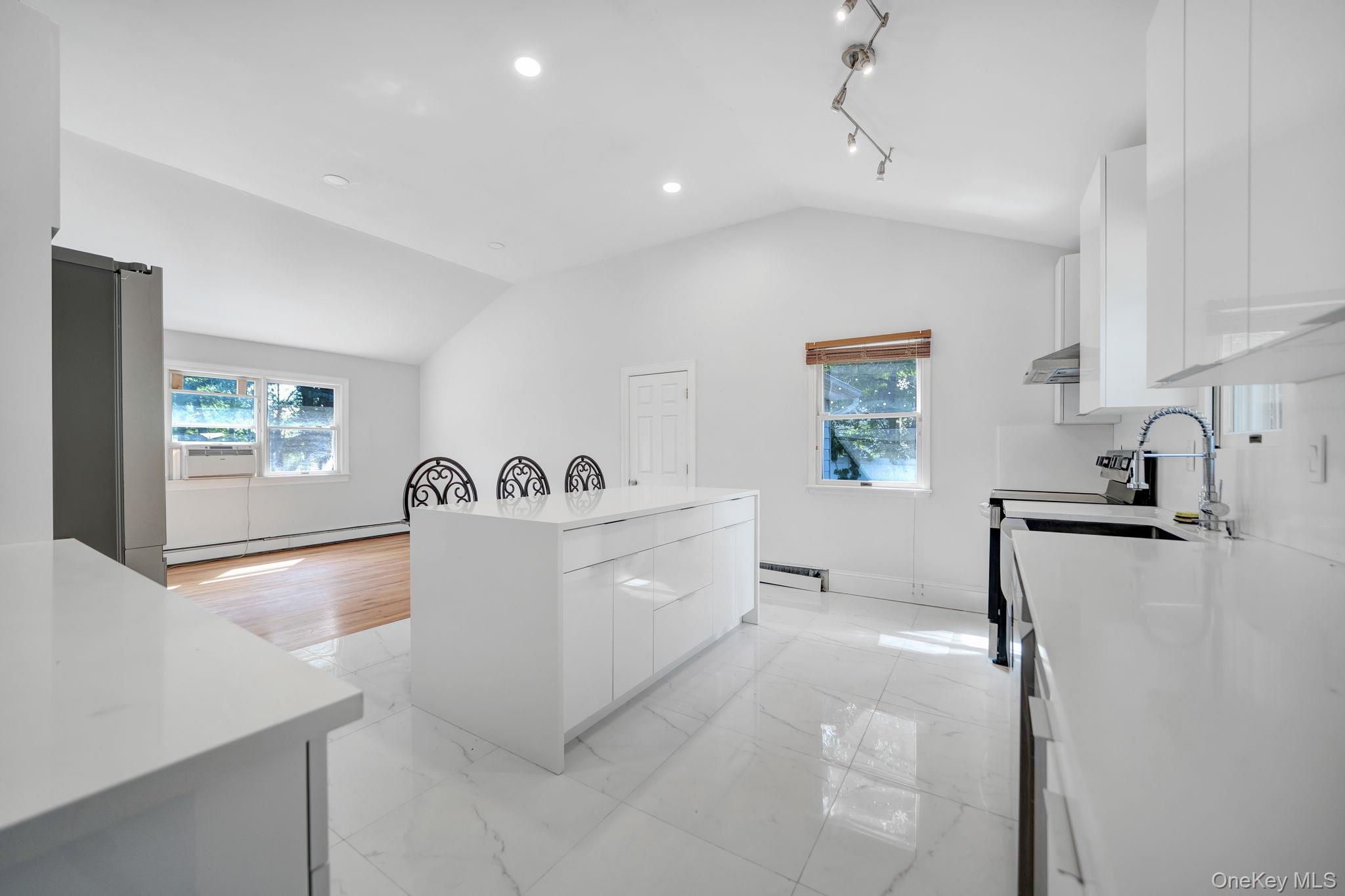 75 Whiskey Road Coram, NY 11727 - Photo 29 of 50 Gallery Image 29