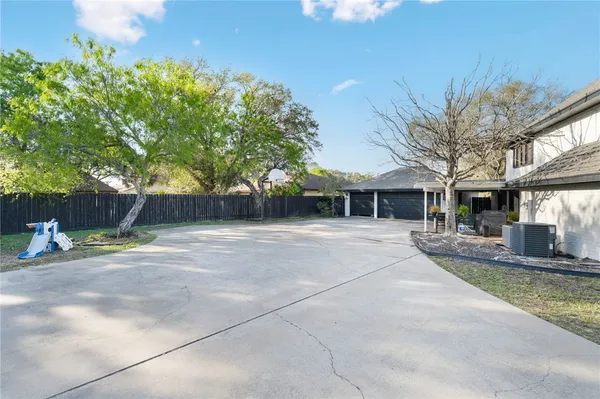 $599,900 | 3717 Castle River Drive, Corpus Christi, TX 78410