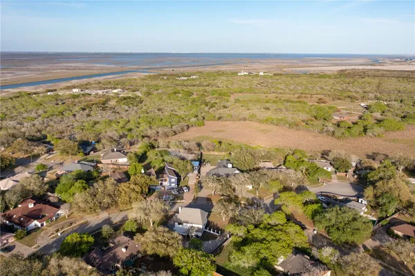 $599,900 | 3717 Castle River Drive, Corpus Christi, TX 78410